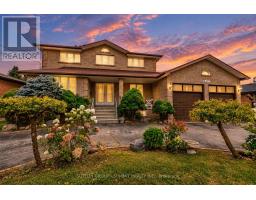 2477 CLIFF ROAD, Mississauga, Ontario