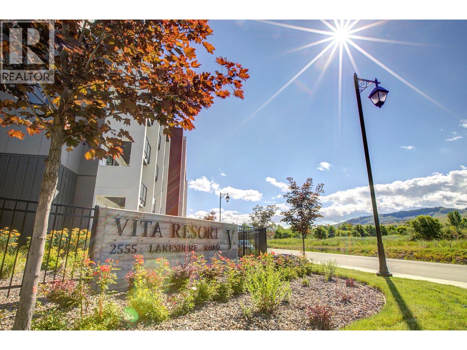 2555 Lakeshore Road Unit# 419, Vernon, British Columbia  V1H 0A4 - Photo 1 - 10402754