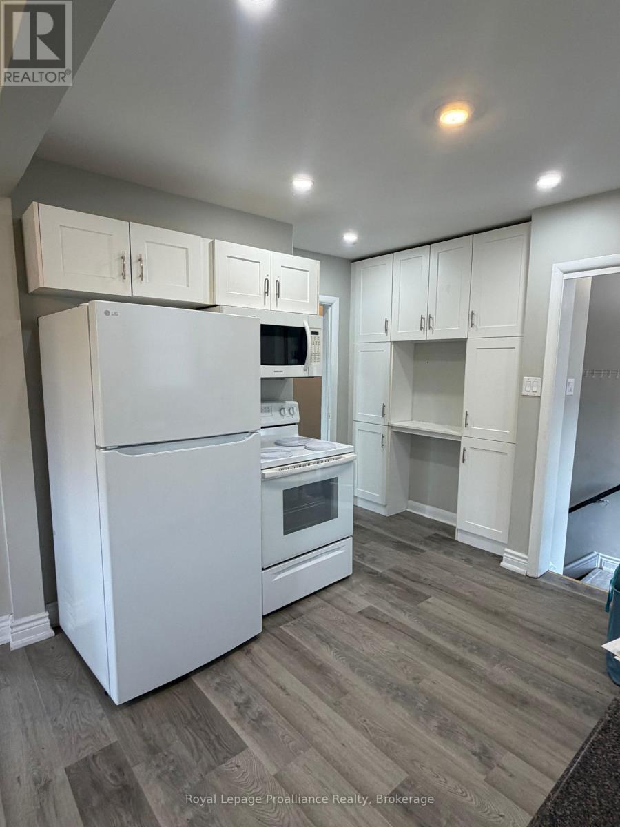 39 Smith Crescent, Belleville, Ontario  K8N 4K3 - Photo 8 - X13863394