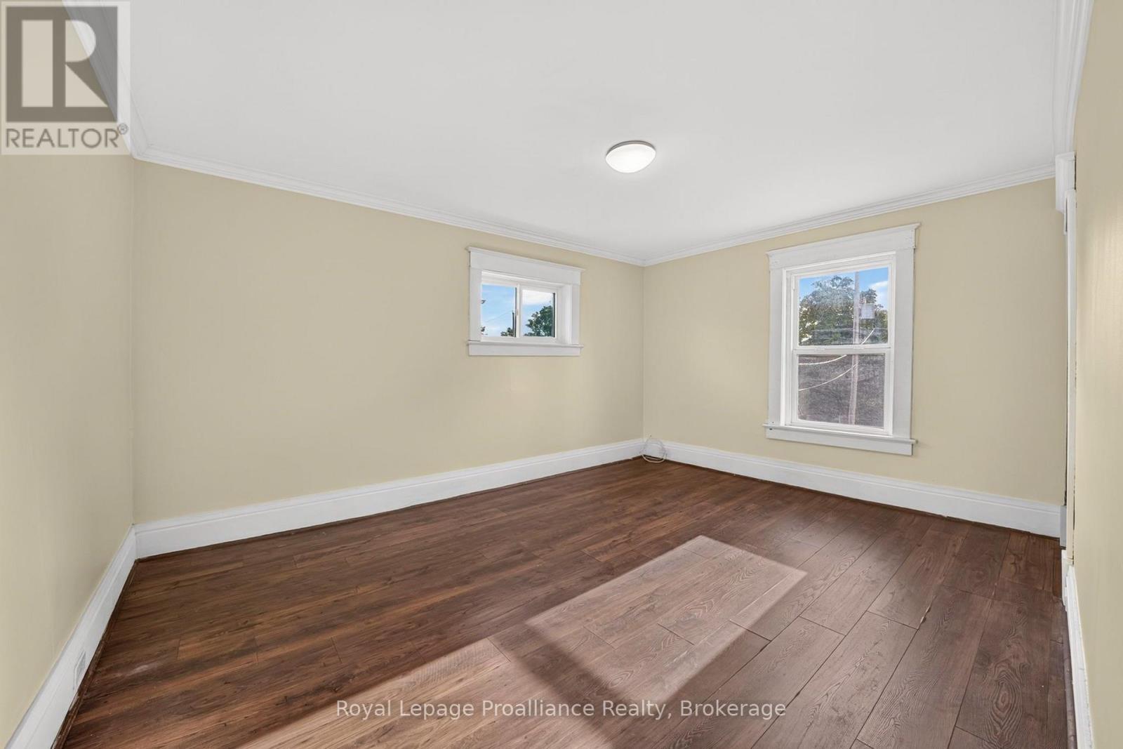 37 Lorne Avenue, Quinte West, Ontario  K8V 5B4 - Photo 19 - X13863528