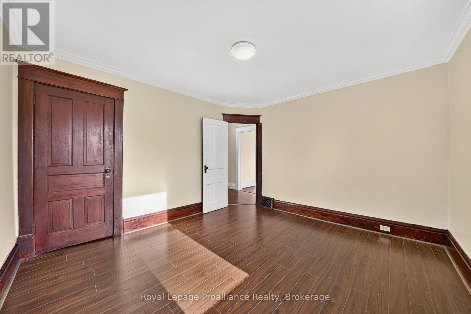 37 Lorne Avenue, Quinte West, Ontario  K8V 5B4 - Photo 24 - X13863528