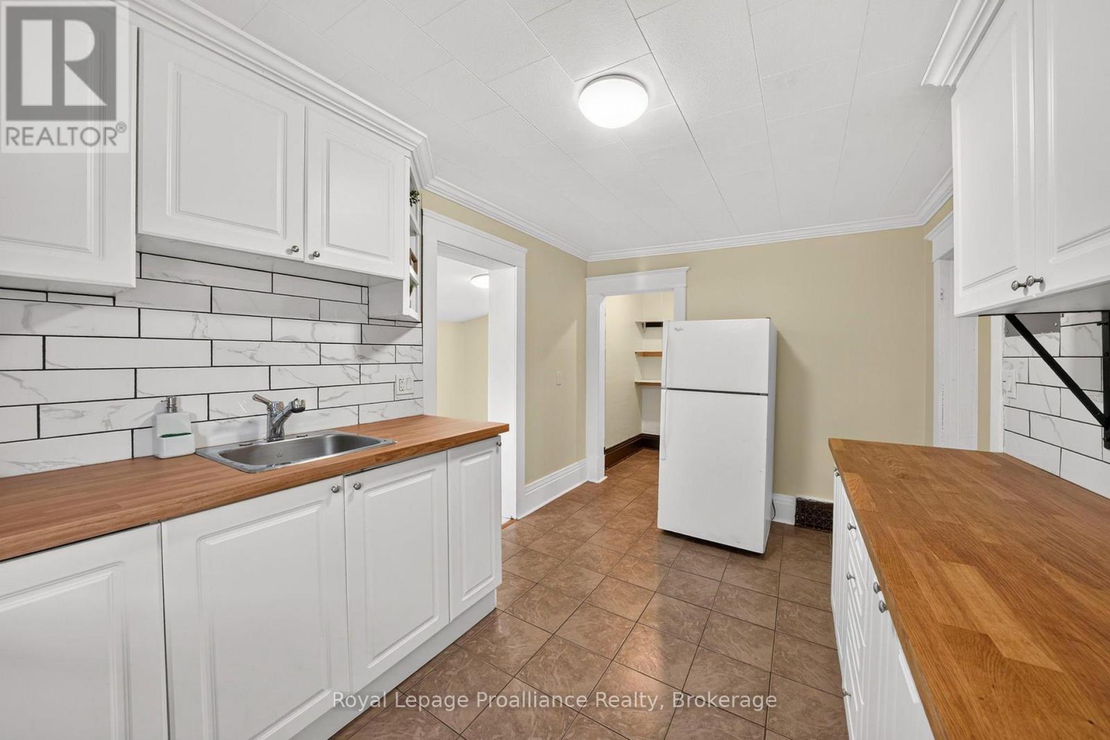 37 Lorne Avenue, Quinte West, Ontario  K8V 5B4 - Photo 31 - X13863528