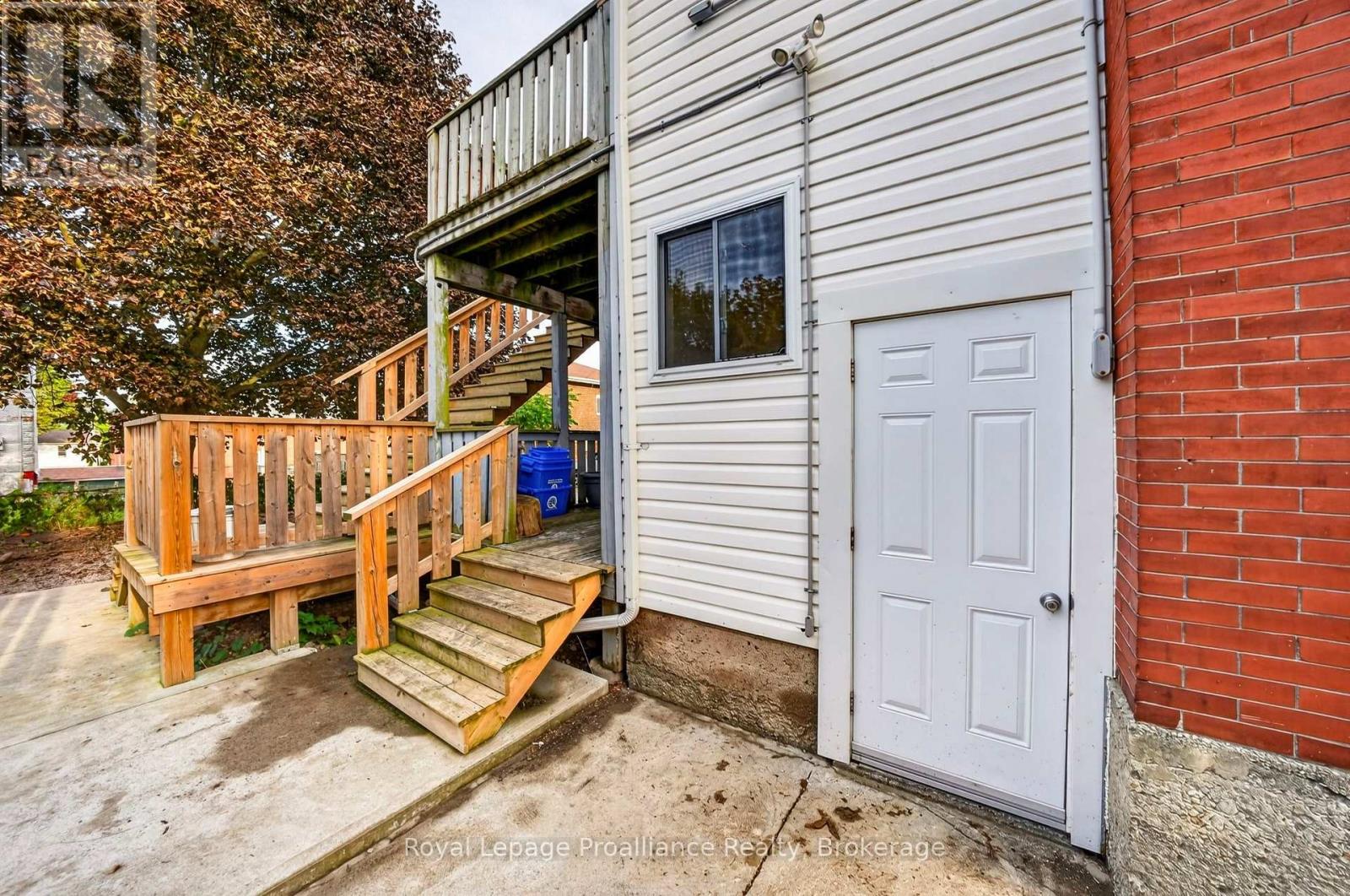 37 Lorne Avenue, Quinte West, Ontario  K8V 5B4 - Photo 42 - X13863528
