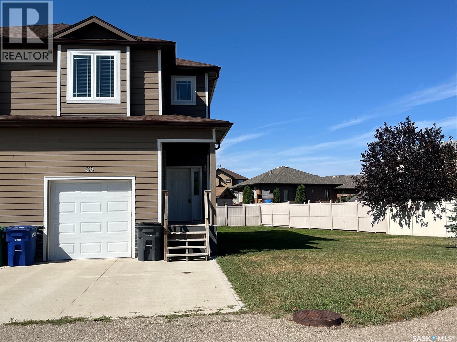 38 McKenzie LANE, white city, Saskatchewan