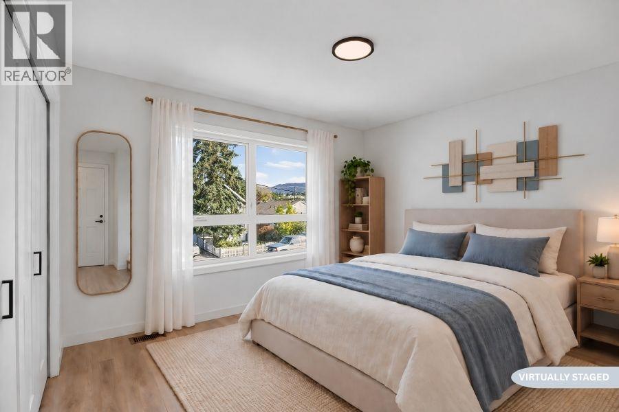424 Bennett Avenue Unit# 102