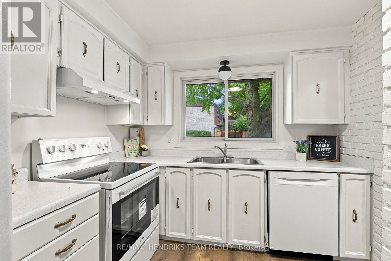 37 - 151 Linwell Road, St. Catharines (Lakeport), Ontario  L2N 6P3 - Photo 6 - X13863350