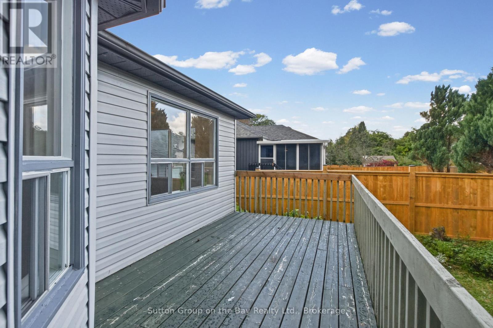 77 Fernbrook Drive, Wasaga Beach, Ontario L9Z 1G5 - Photo 15 - S13862850