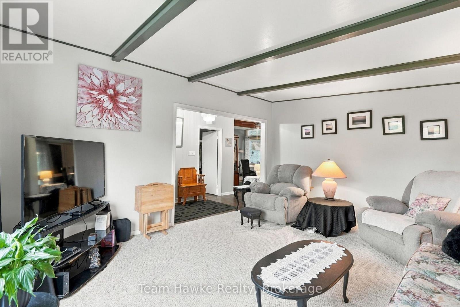 385 Lafontaine Road W, Tiny, Ontario L9M 0H1 - Photo 8 - S13863576