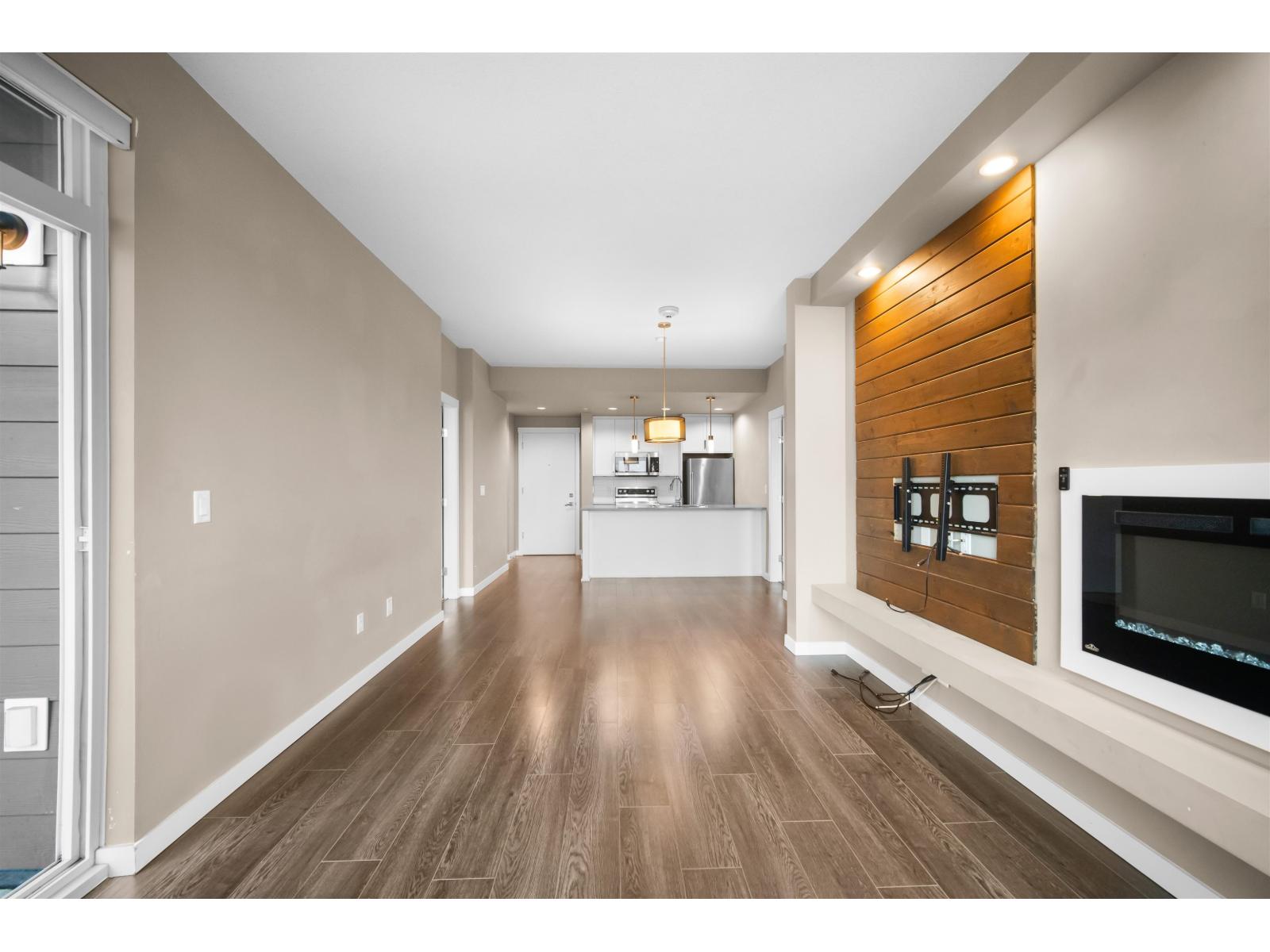 111 2242 Whatcom Road, Abbotsford, British Columbia  V3G 0G3 - Photo 9 - R3172316