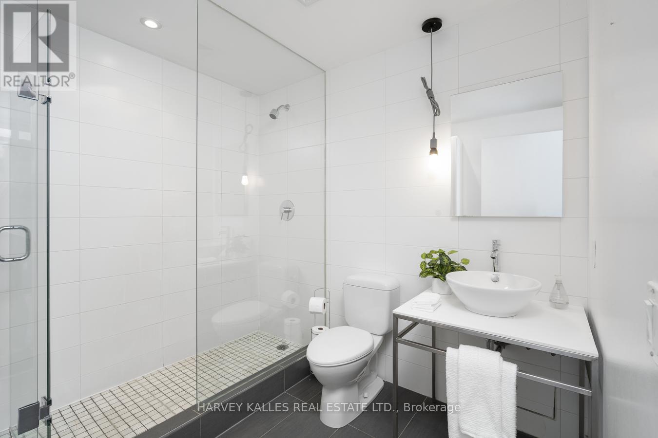 722 - 75 Portland Street, Toronto, Ontario  M5V 2M9 - Photo 12 - C13863670
