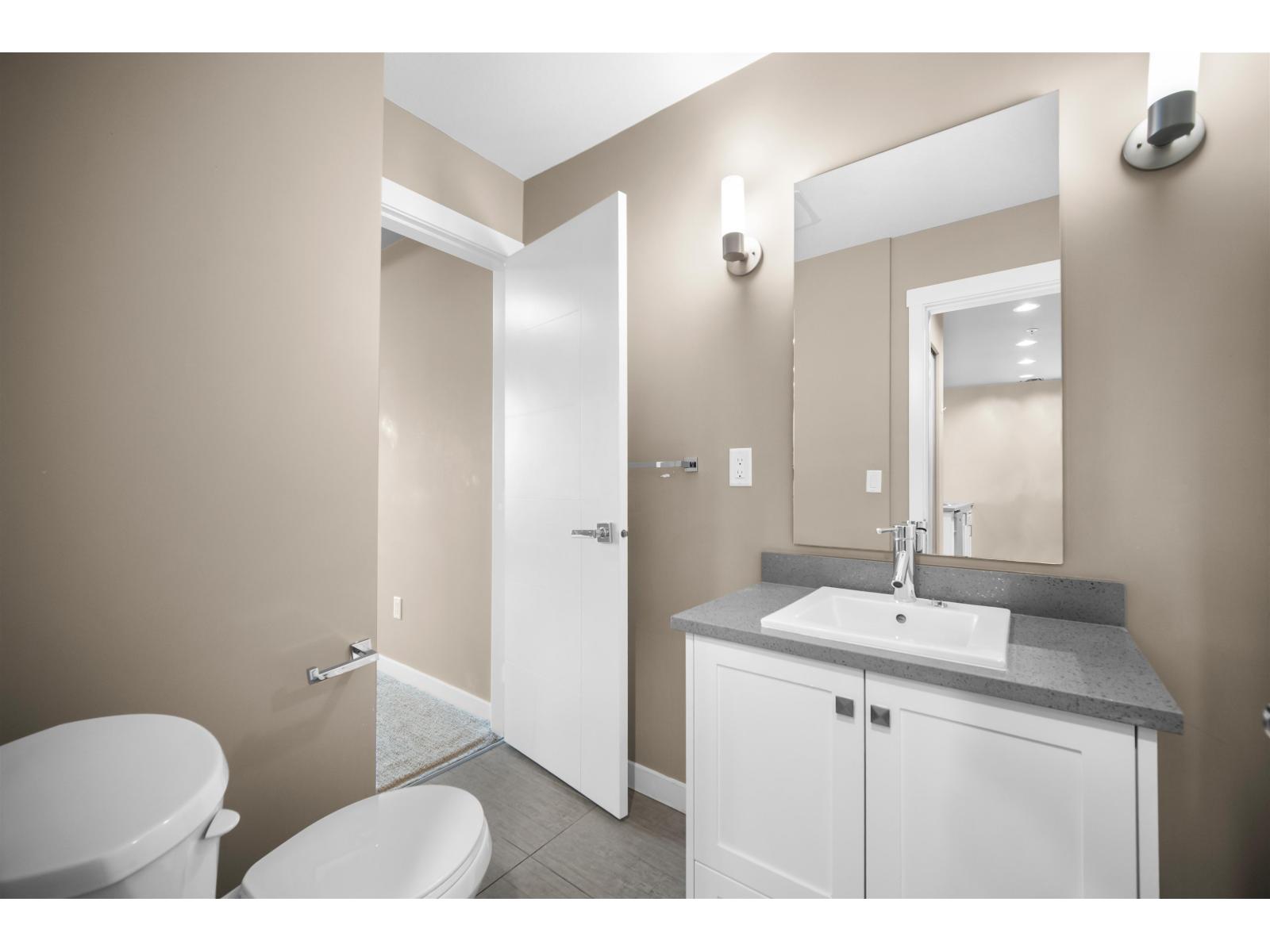 111 2242 Whatcom Road, Abbotsford, British Columbia  V3G 0G3 - Photo 15 - R3172316