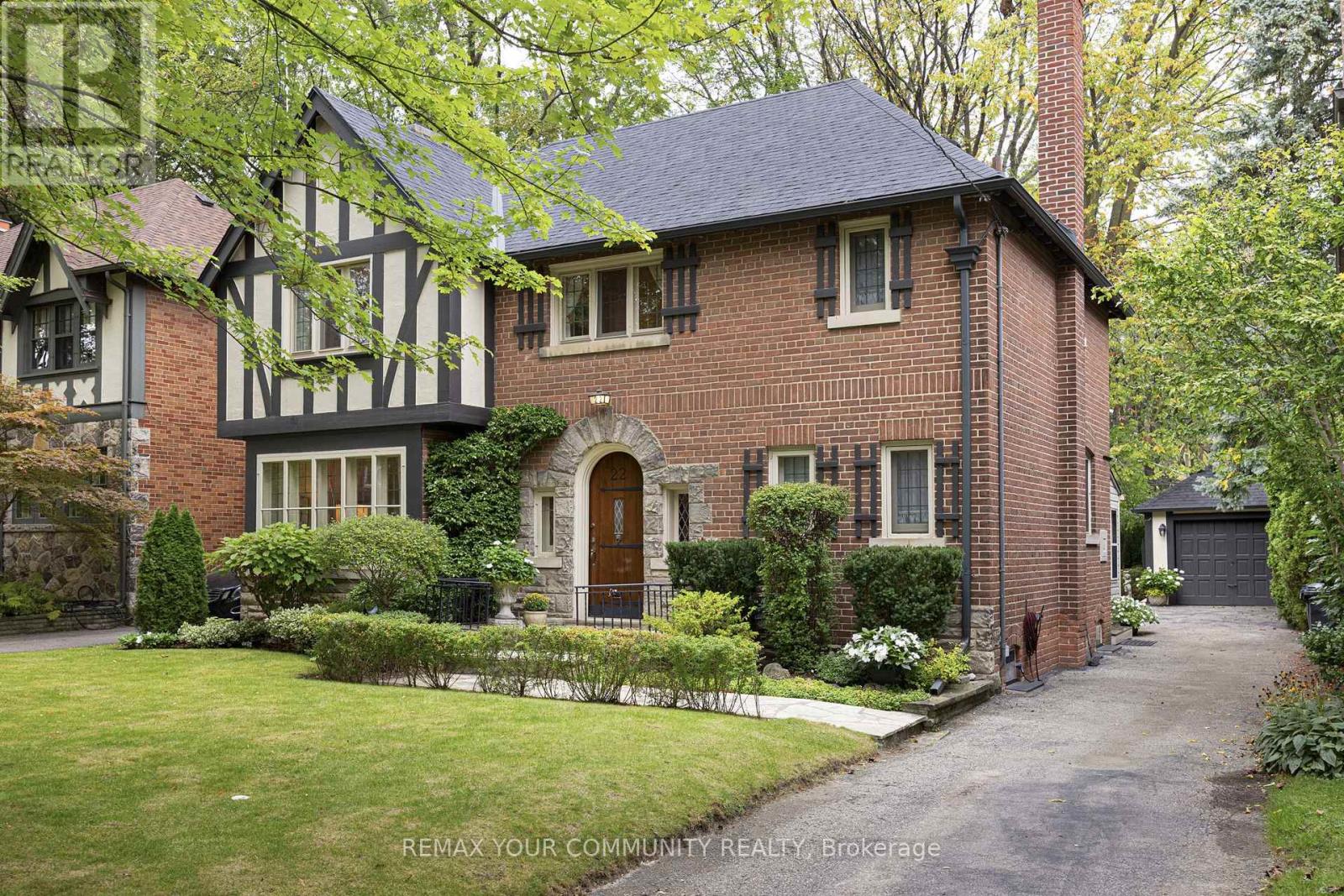 22 BELVEDERE BOULEVARD, Toronto, Ontario