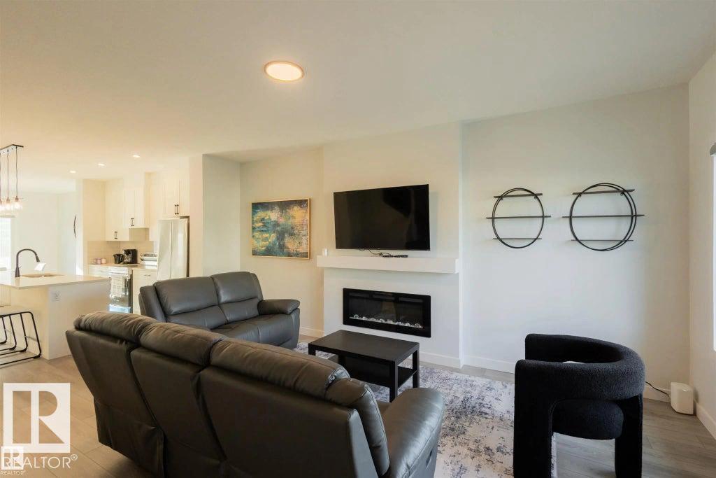 22519 88 AV NW