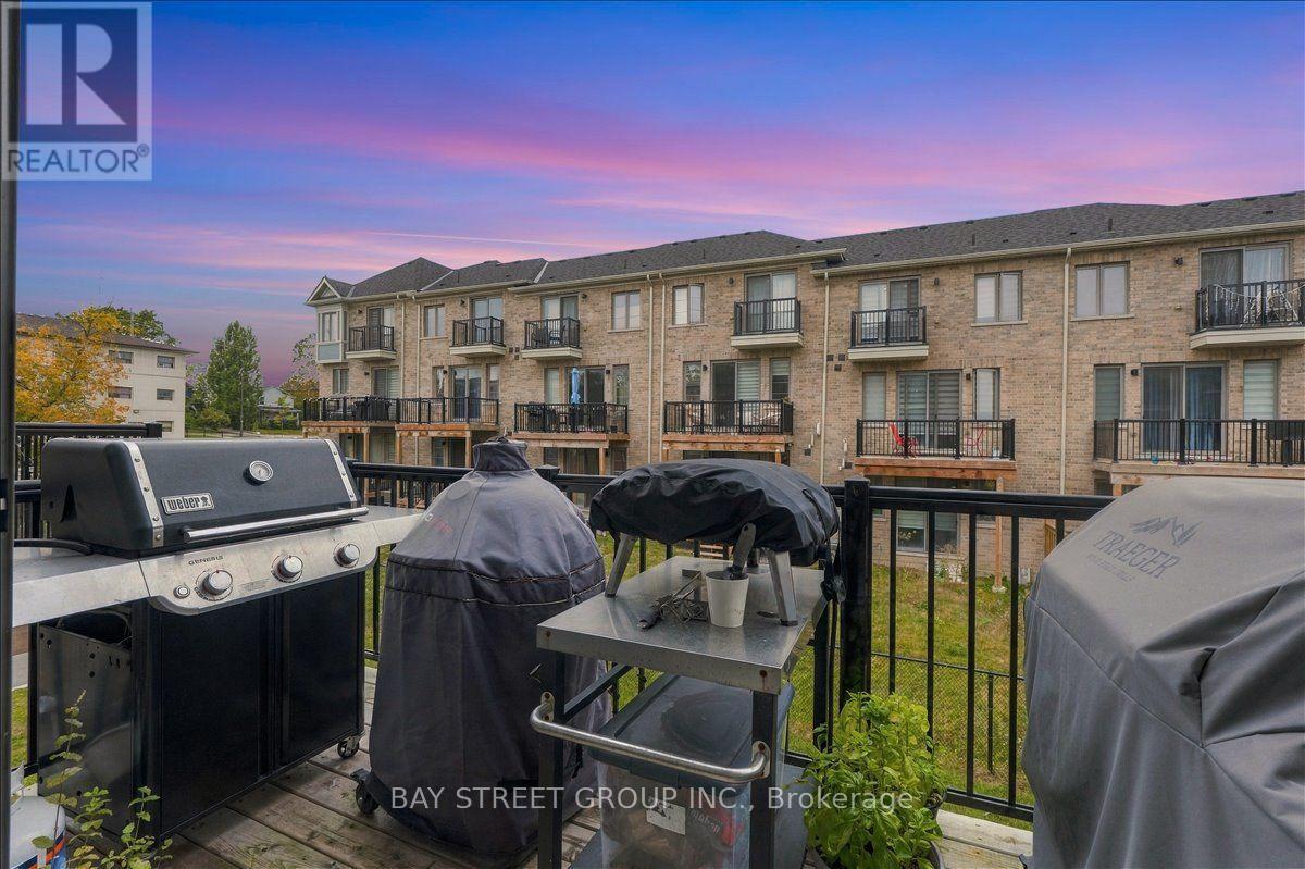 20 Nautical Way, Whitby, Ontario  L1N 0N2 - Photo 11 - E13863438