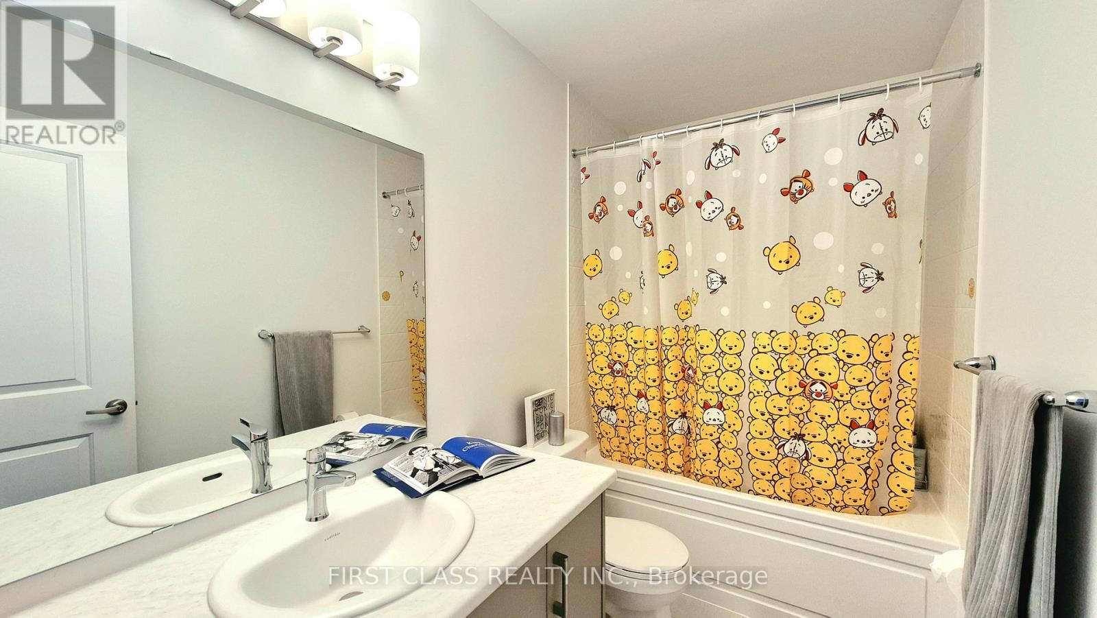 52 Sorbara Way, Whitby, Ontario  L1M 0M4 - Photo 41 - E13863614