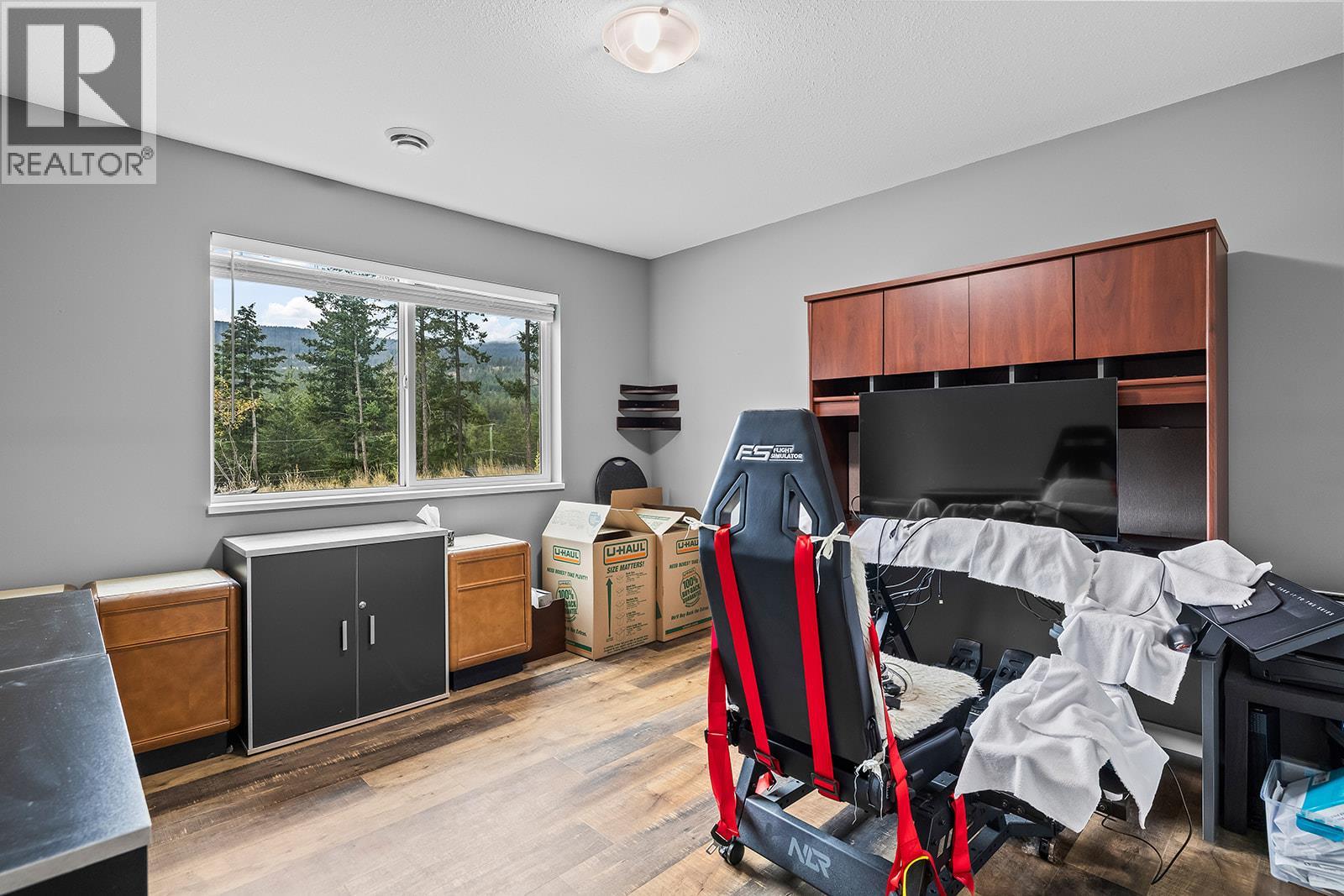 7151 Dunwaters Road, Kelowna, British Columbia  V1Z 3W5 - Photo 35 - 10402675