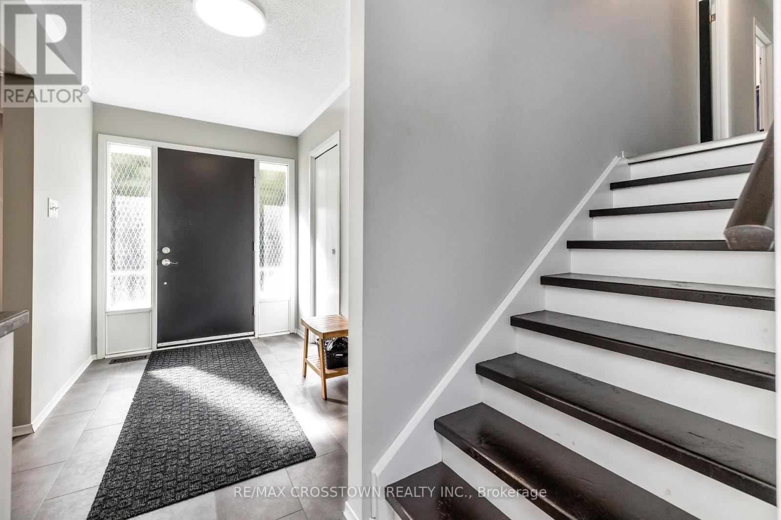 87 Baywood Way, Wasaga Beach, Ontario  L9Z 1R3 - Photo 19 - S13863436