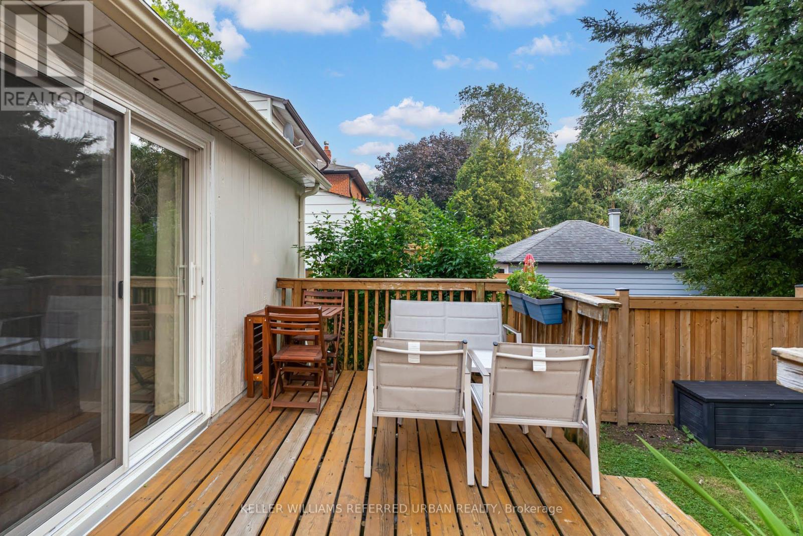 22 Long Branch Avenue, Toronto, Ontario  M8W 3H6 - Photo 25 - W13863328