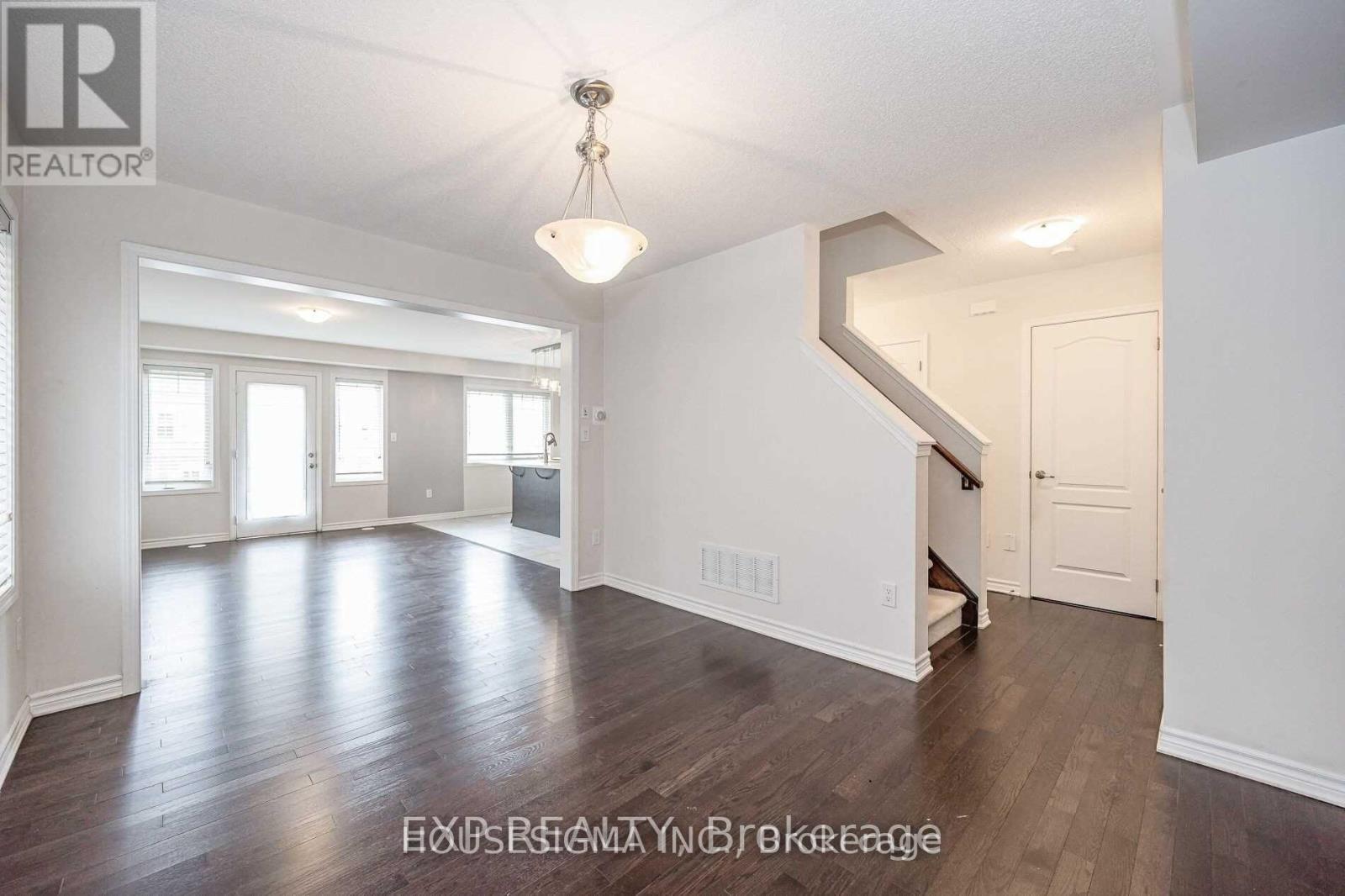 1761 Copeland Circle, Milton, Ontario  L9T 8X8 - Photo 12 - W13863422