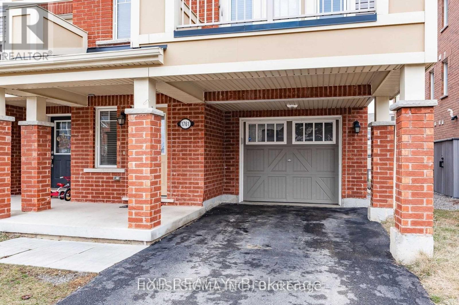 1761 Copeland Circle, Milton, Ontario  L9T 8X8 - Photo 2 - W13863422