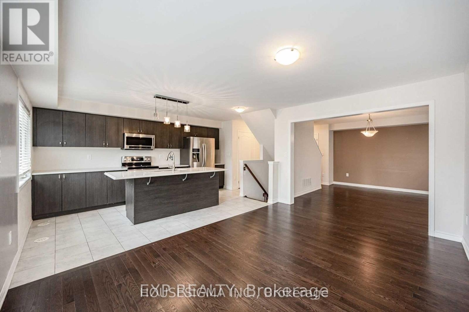 1761 Copeland Circle, Milton, Ontario  L9T 8X8 - Photo 5 - W13863422