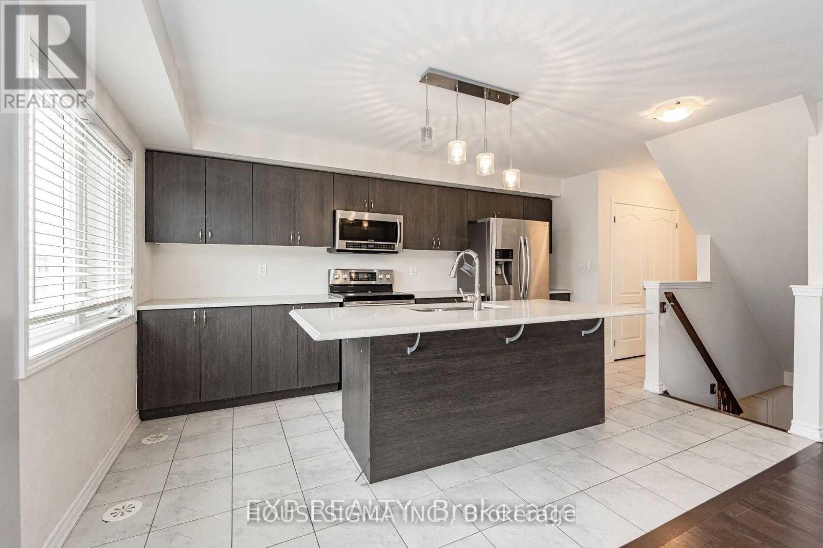 1761 Copeland Circle, Milton, Ontario  L9T 8X8 - Photo 6 - W13863422