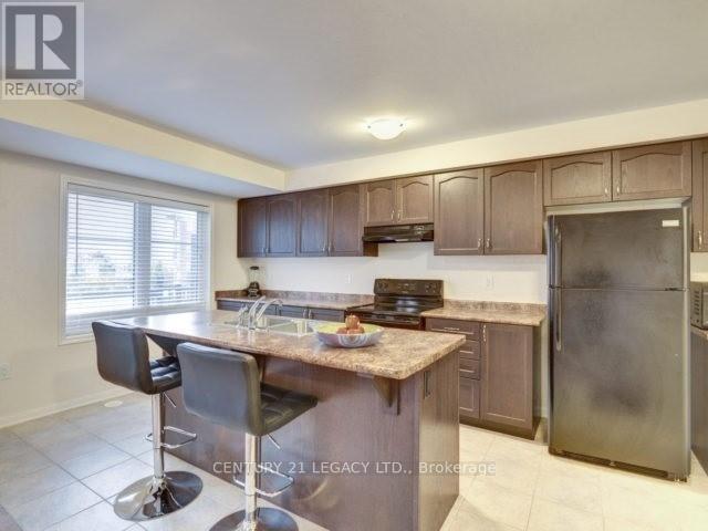 106 Baycliffe Crescent, Brampton, Ontario  L7A 0S5 - Photo 5 - W13863534
