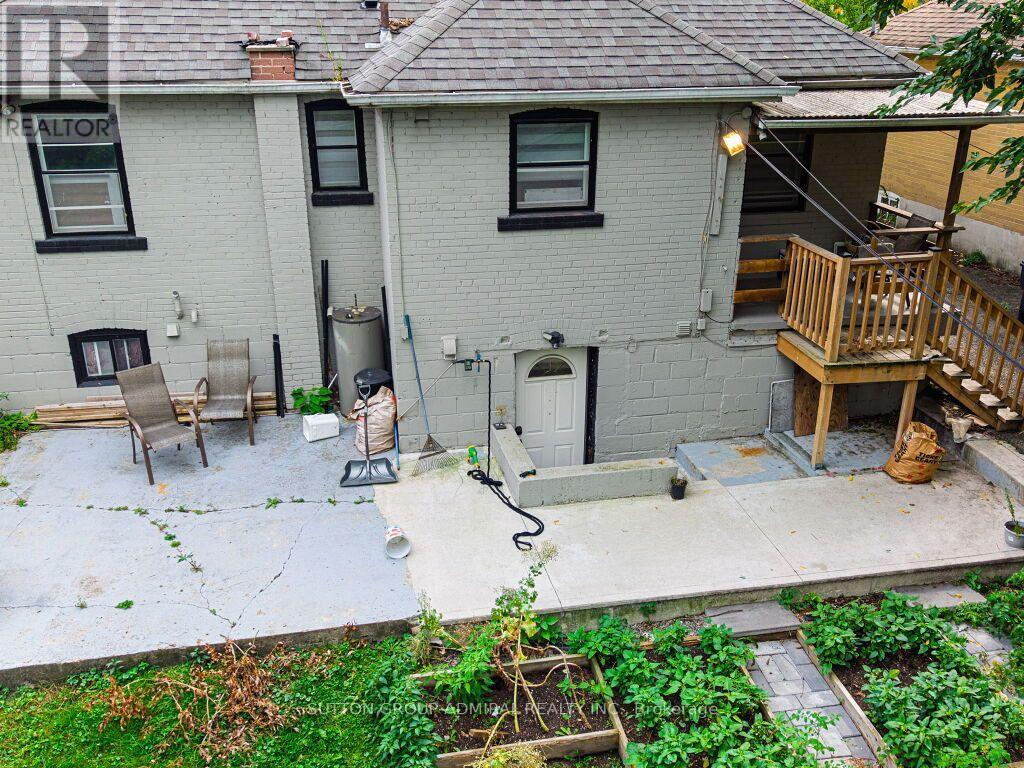 56 Lovilla Boulevard, Toronto, Ontario  M9M 1C5 - Photo 41 - W13863564