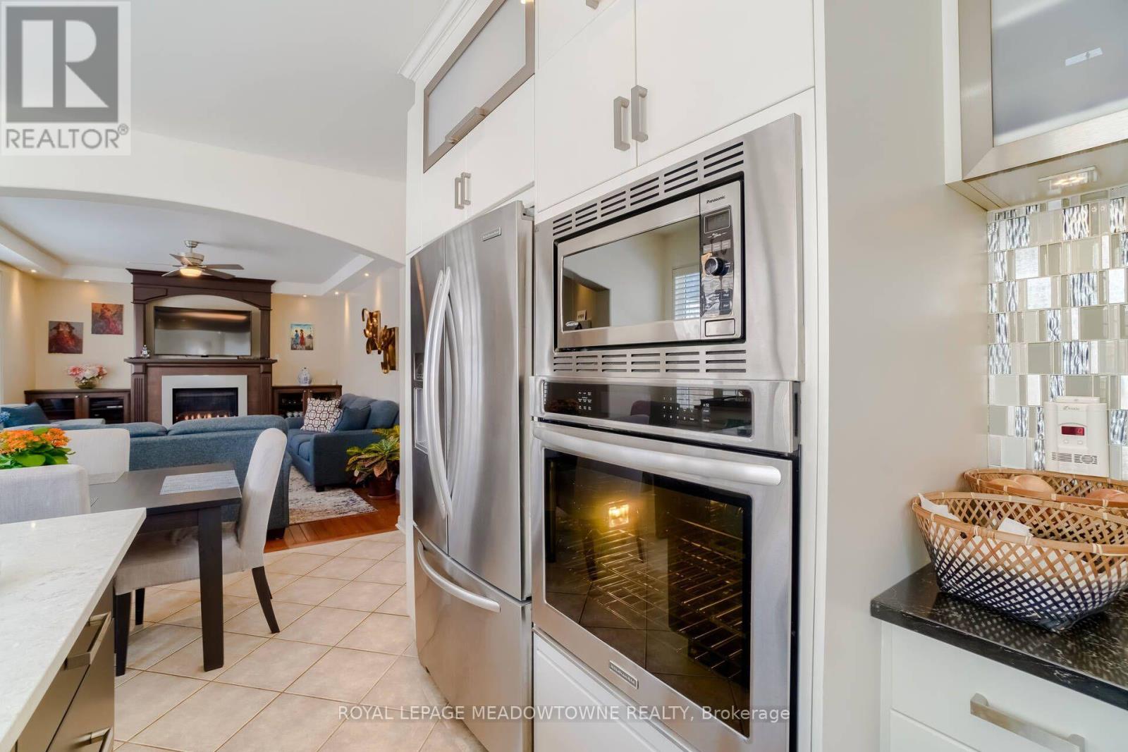 Upper - 1583 Beaty Trail, Milton, Ontario  L9T 5L5 - Photo 21 - W13863650