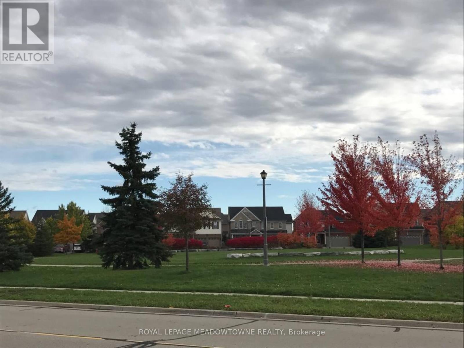 Upper - 1583 Beaty Trail, Milton, Ontario  L9T 5L5 - Photo 40 - W13863650