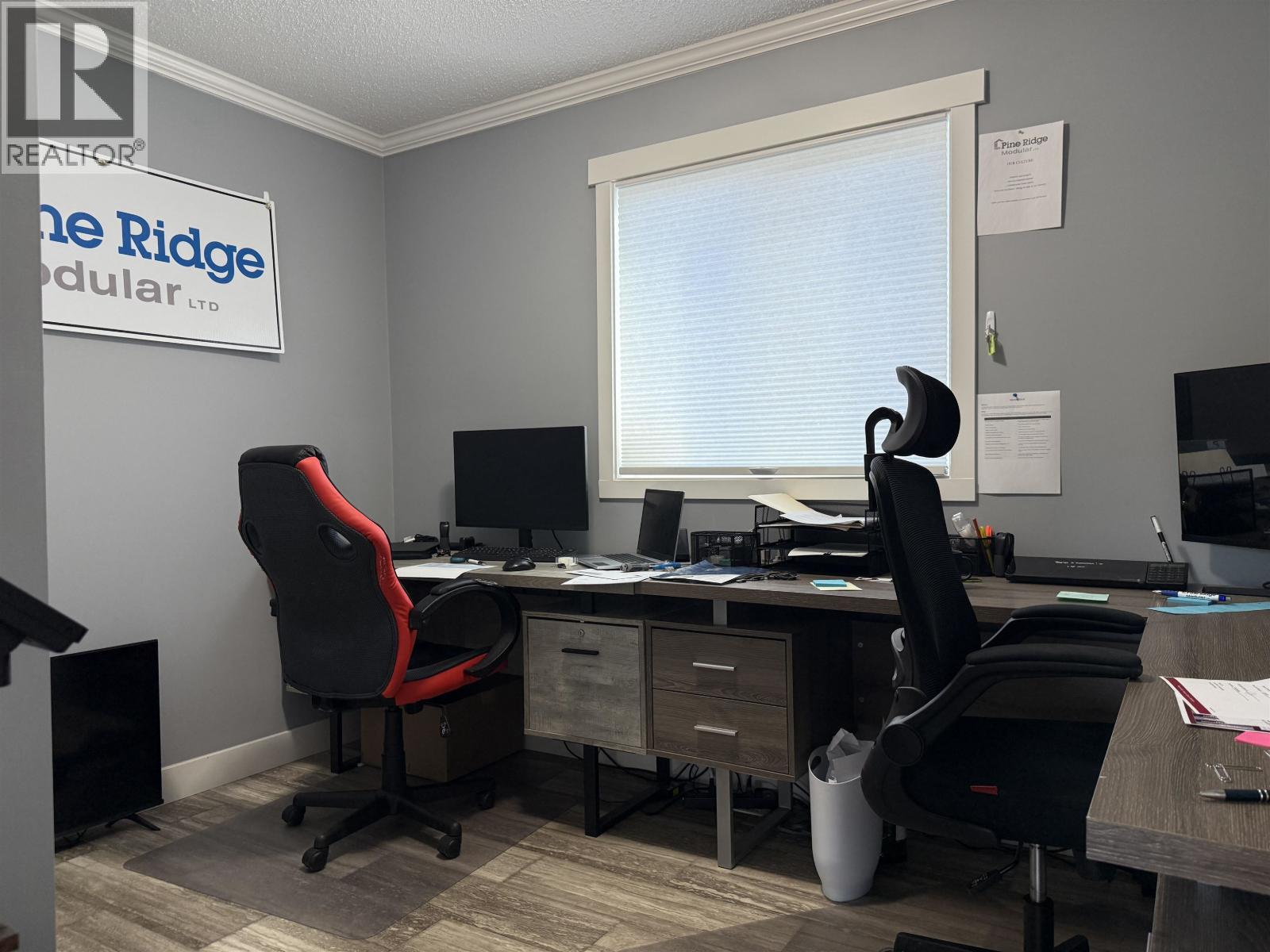 2737 REDFIELD PLACE