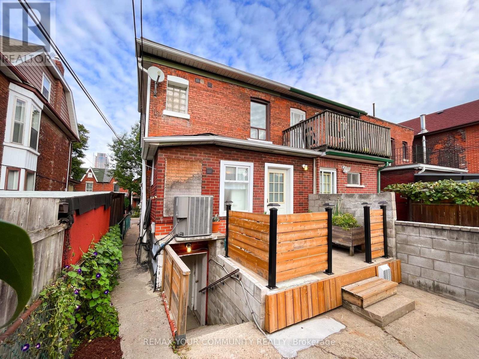 17 Muir Avenue, Toronto, Ontario  M6H 1E7 - Photo 41 - C13844446