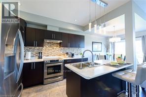28 Madonna Drive, Hamilton, Ontario L9B 0H1 - Photo 4 - X13863334