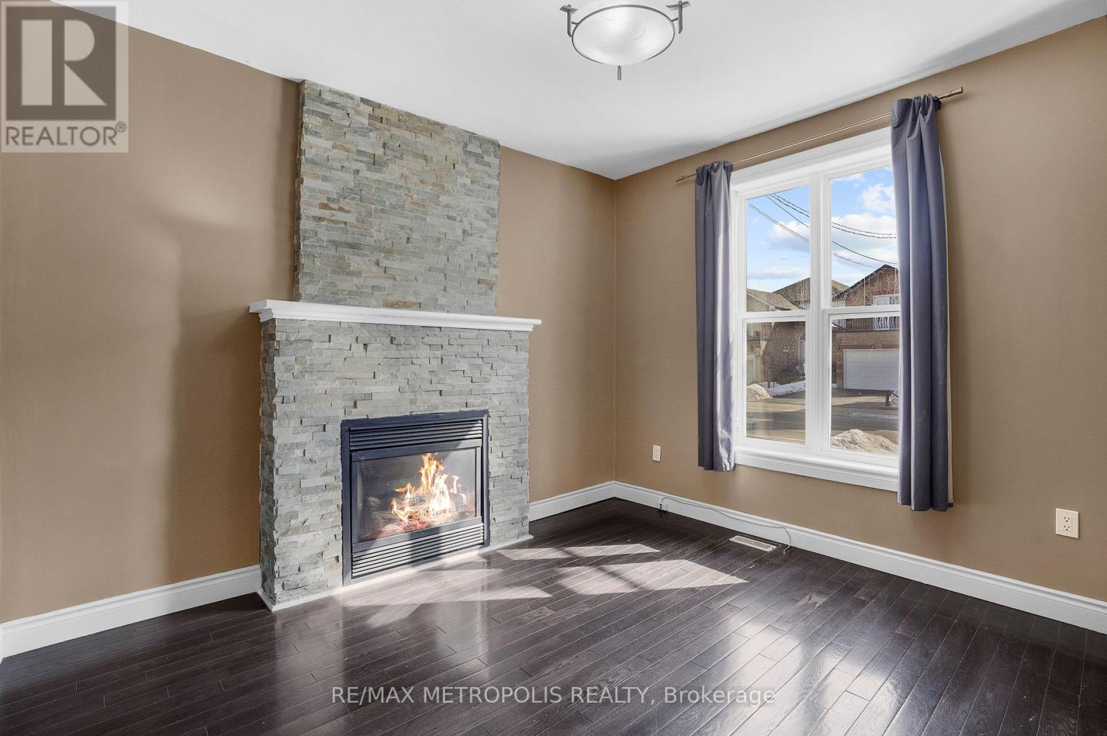 201 Bay Street N, Hamilton, Ontario  L8R 2R1 - Photo 2 - X13863592