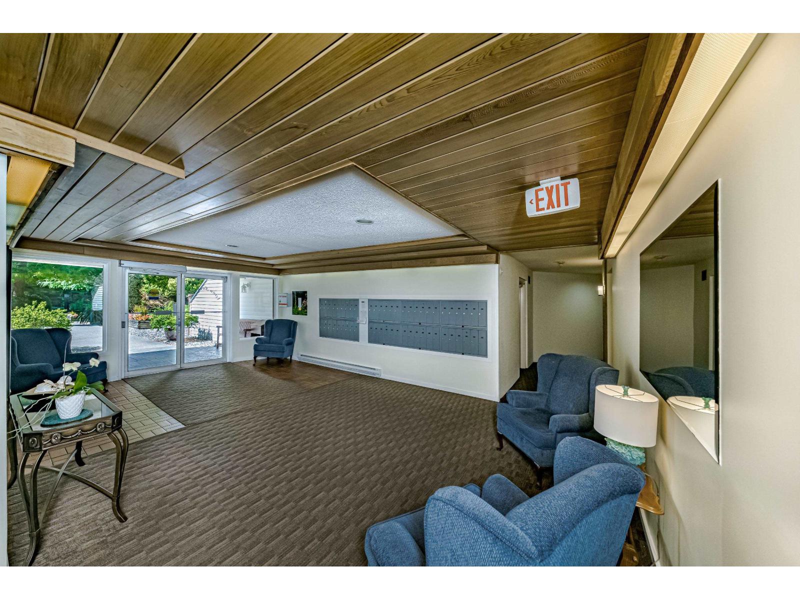 203 12890 17 Avenue, Surrey, British Columbia  V4A 1T5 - Photo 4 - R3171474