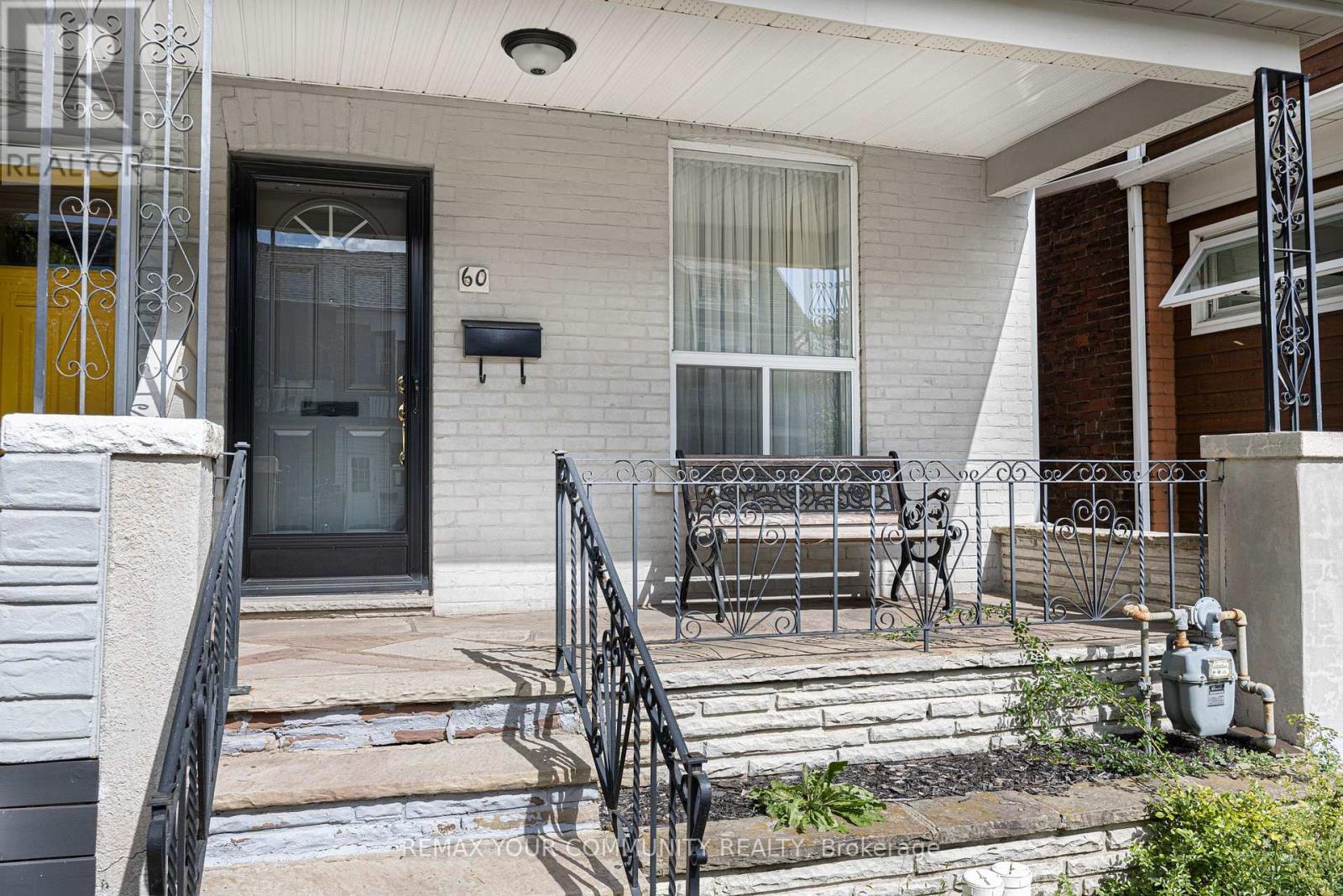 60 Hazelwood Avenue, Toronto, Ontario  M4J 1K5 - Photo 3 - E13814104
