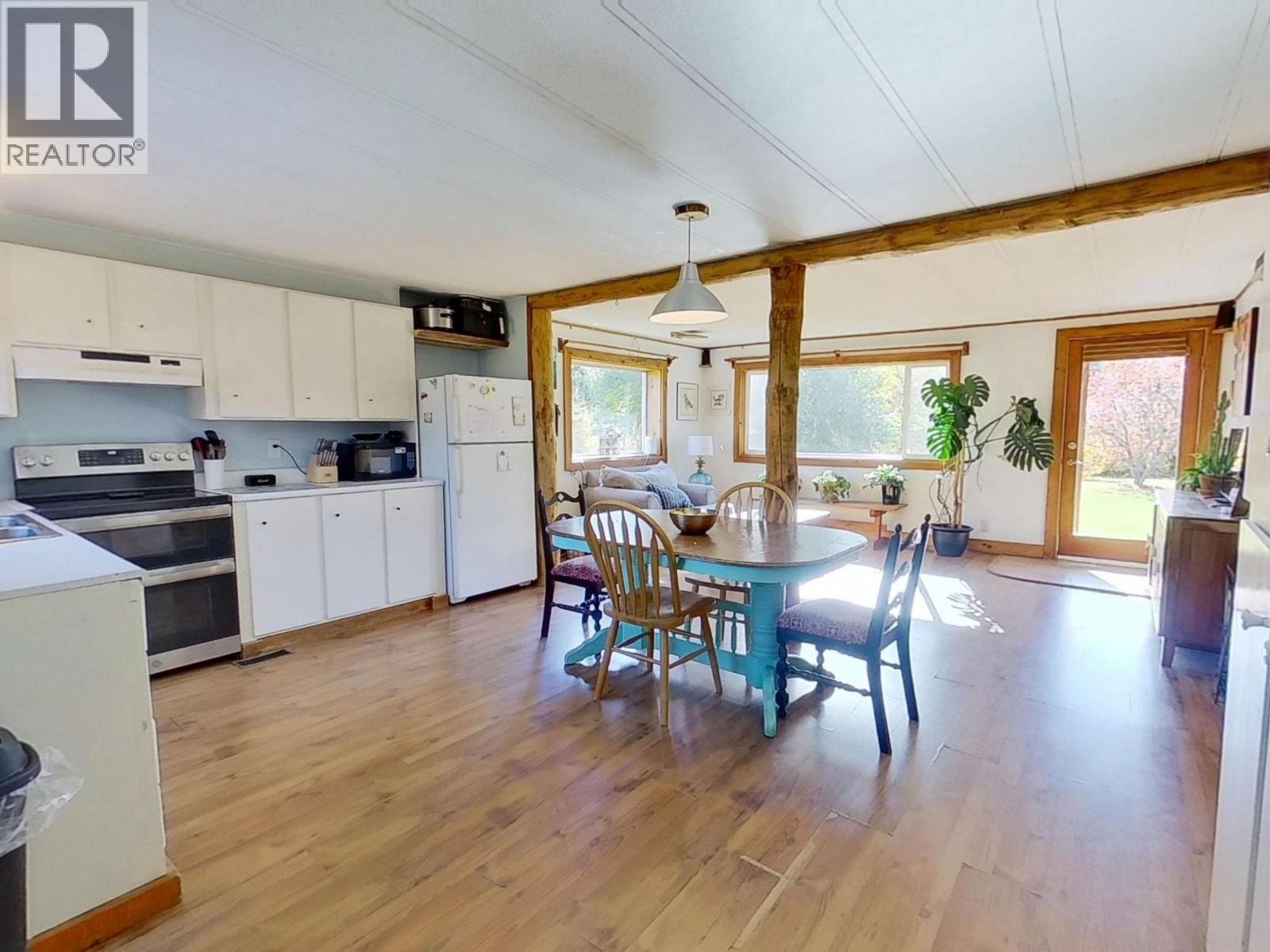 2749 Budd Road, Quesnel, British Columbia  V2J 6L3 - Photo 8 - R3172201