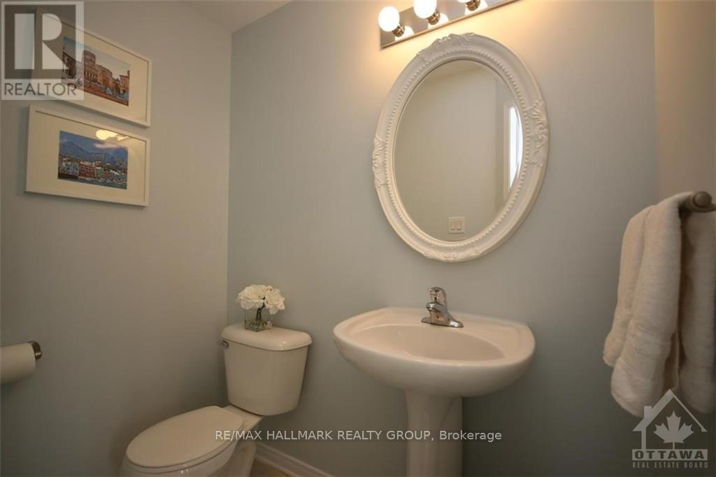 553 Ashbourne Crescent, Ottawa, Ontario  K2J 0P6 - Photo 3 - X13863694