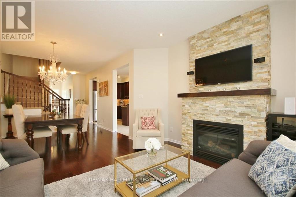 553 Ashbourne Crescent, Ottawa, Ontario  K2J 0P6 - Photo 4 - X13863694