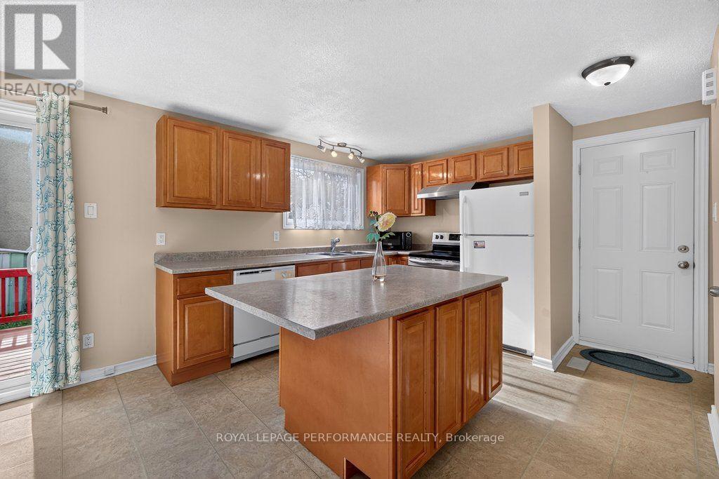 2258 Russell Road, Ottawa, Ontario  K1G 1B4 - Photo 15 - X13863734