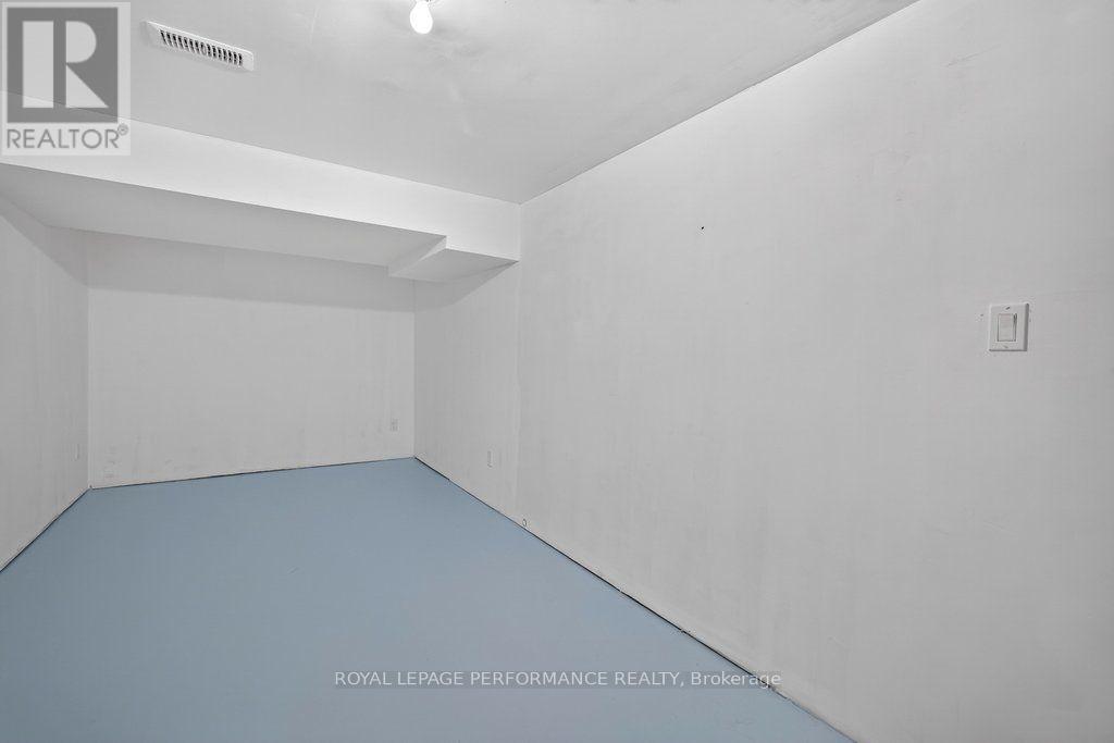 2258 Russell Road, Ottawa, Ontario  K1G 1B4 - Photo 40 - X13863734