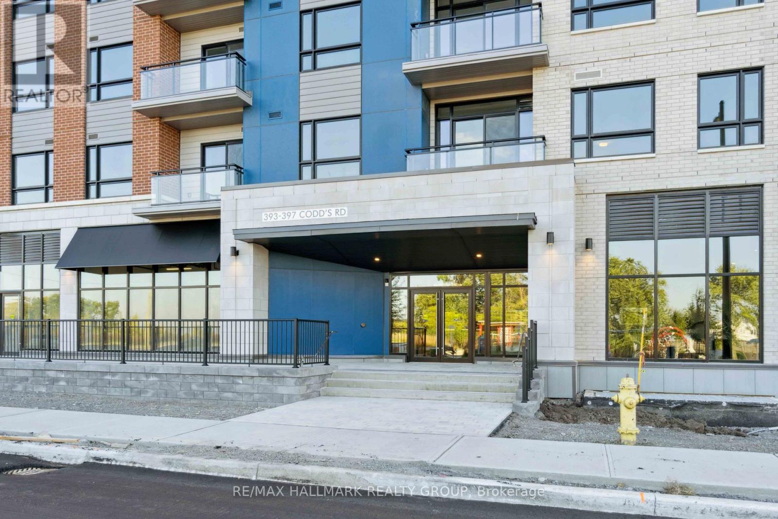 211 - 397 CODDS ROAD, ottawa, Ontario