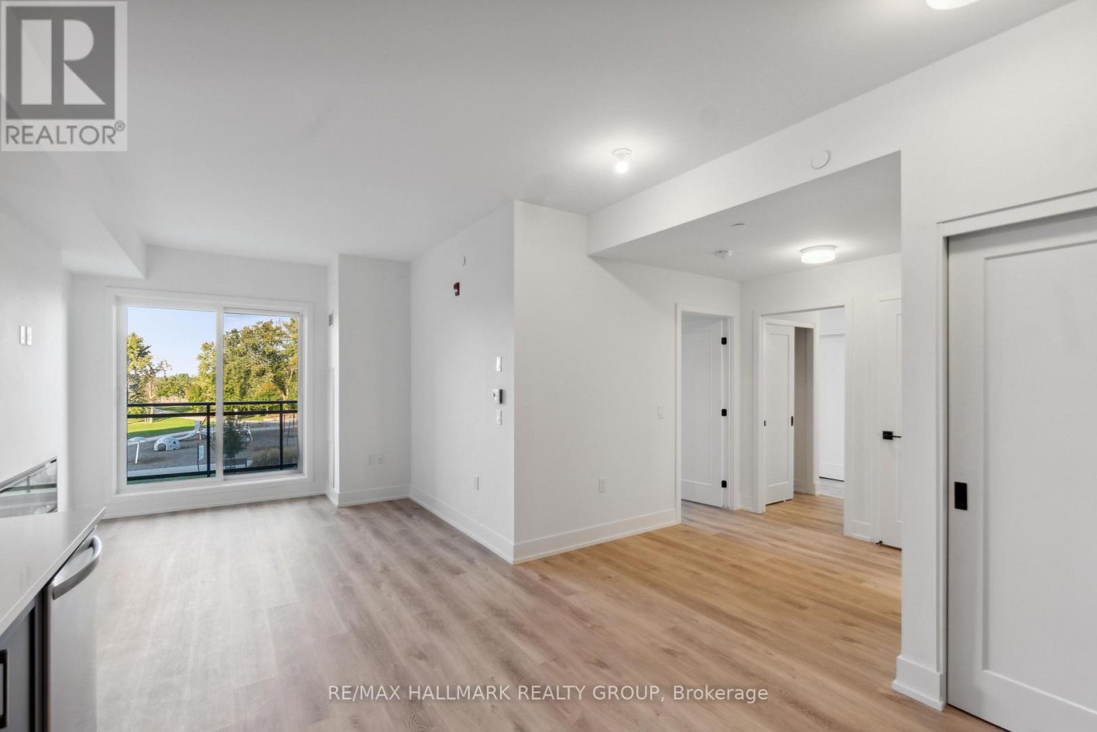 211 - 397 Codds Road, Ottawa, Ontario  K1K 5C7 - Photo 12 - X13863764