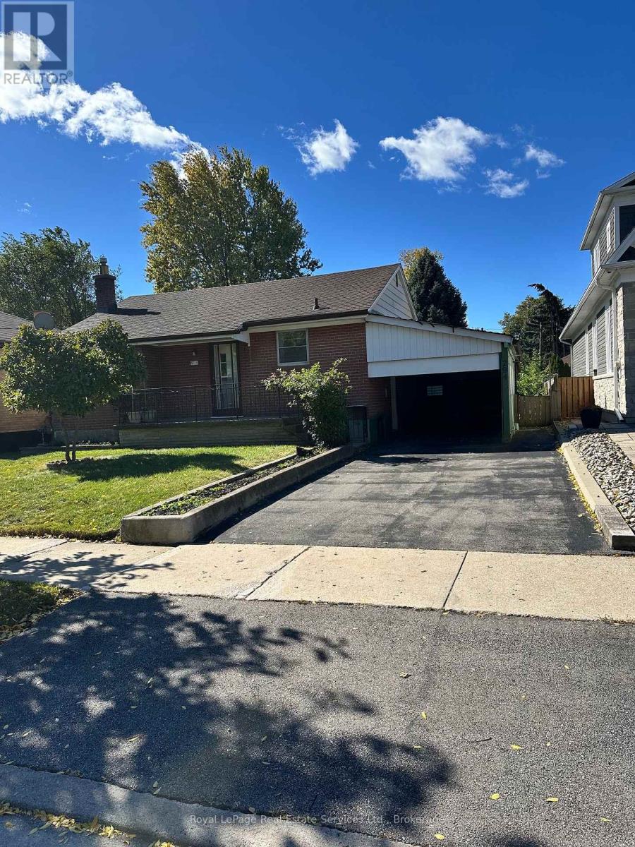 294 FELAN AVENUE, Oakville, Ontario