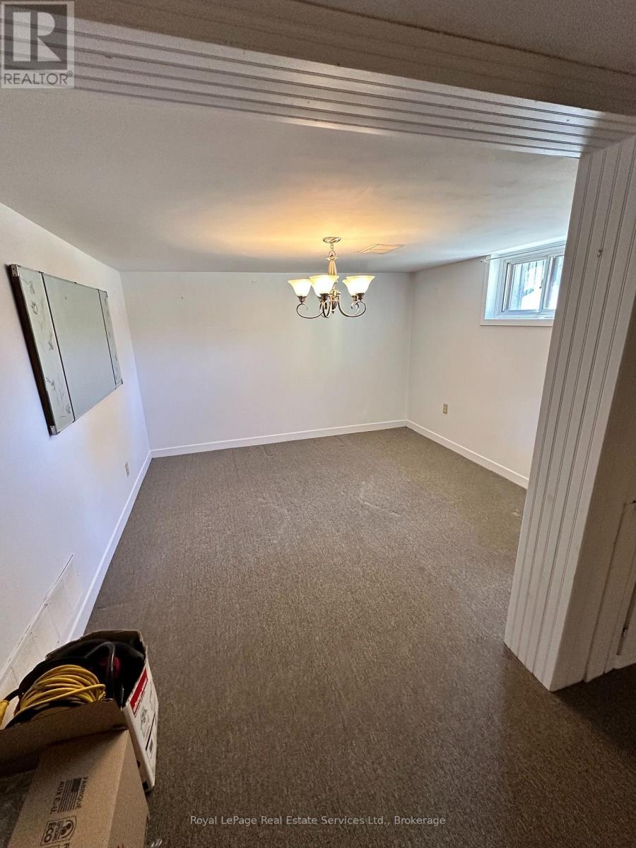 294 Felan Avenue, Oakville, Ontario  L6K 2X6 - Photo 15 - W13863706