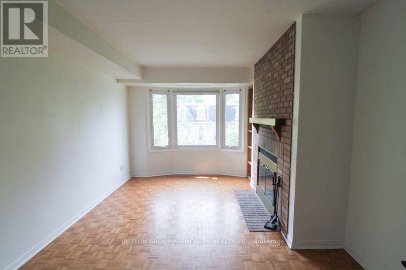2 - 337 Seaton Street, Toronto, Ontario  M5A 2T6 - Photo 2 - C13863680