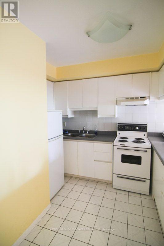 2 - 337 Seaton Street, Toronto, Ontario  M5A 2T6 - Photo 4 - C13863680