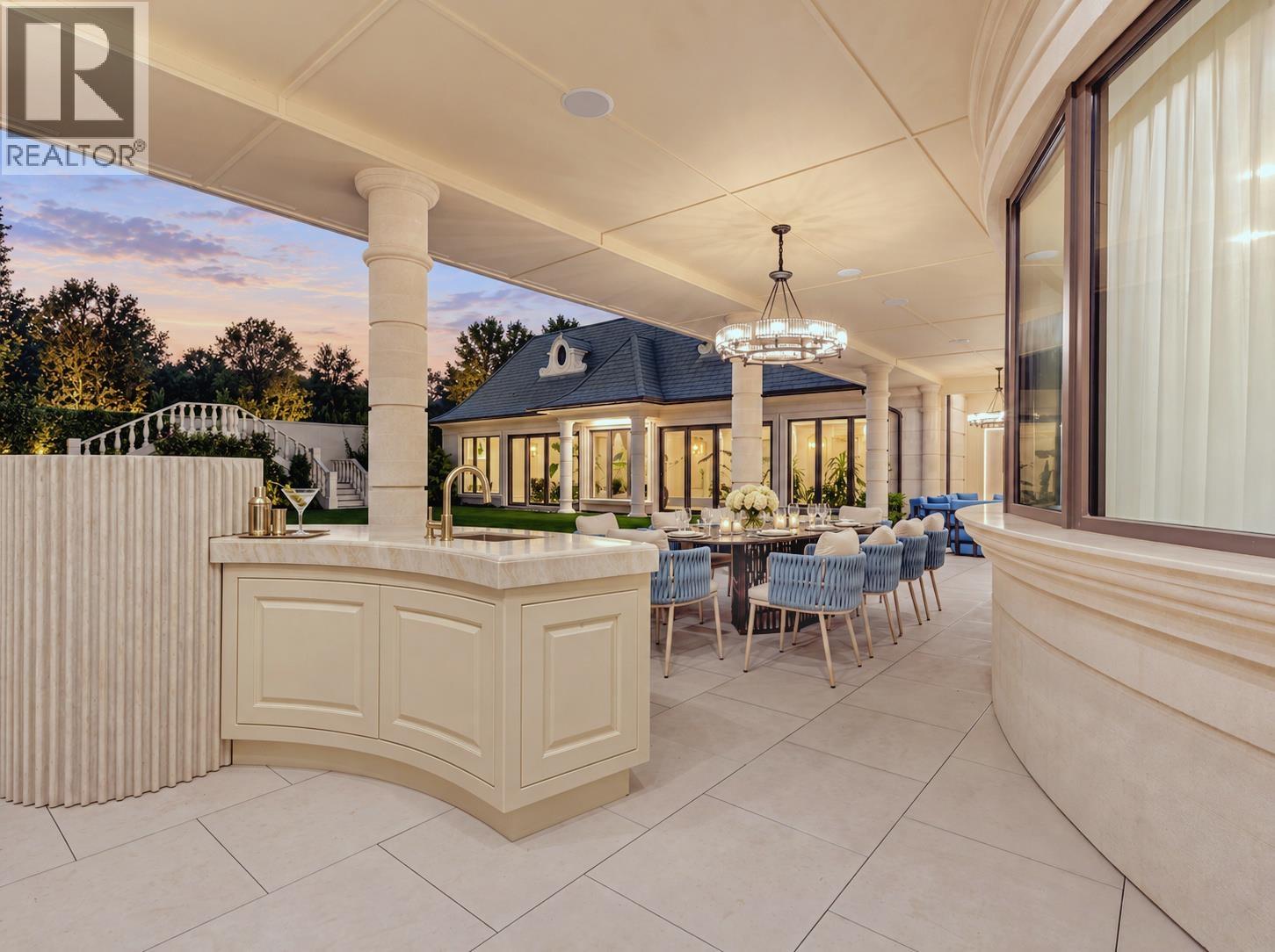 2867 MARINE DRIVE