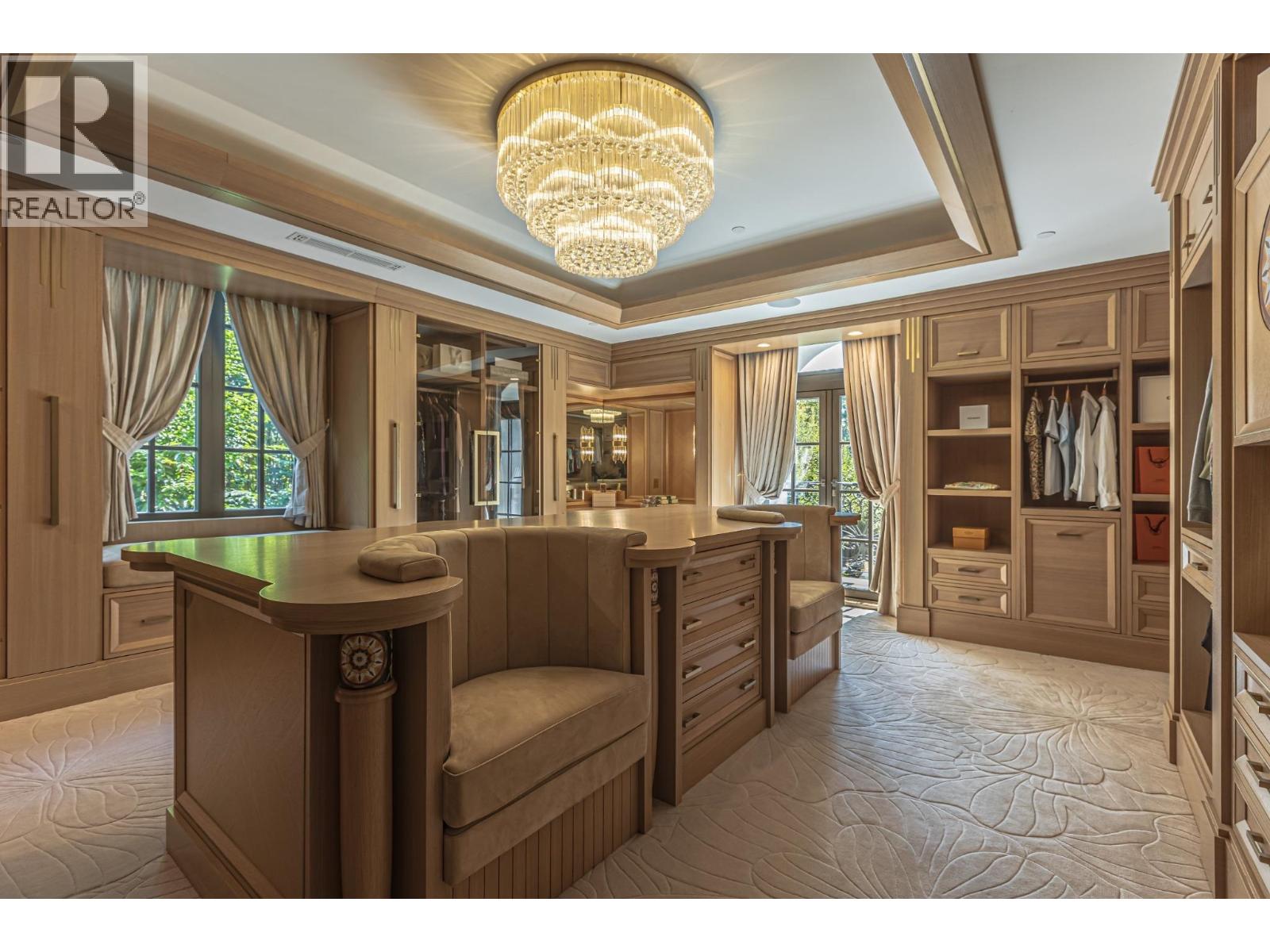 2867 MARINE DRIVE