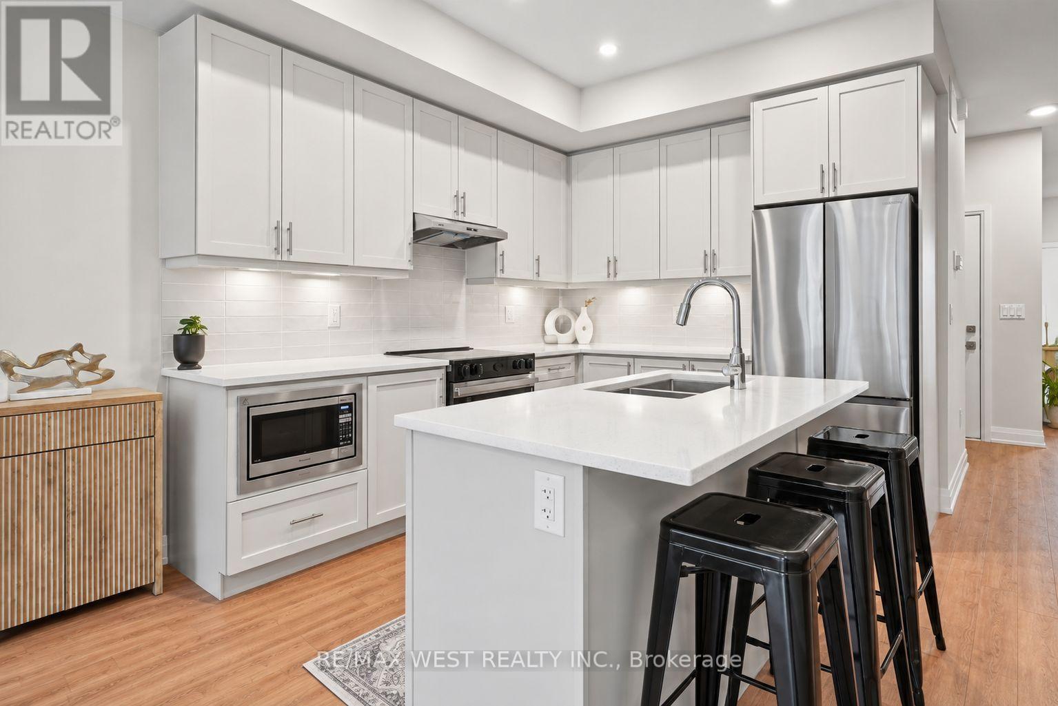 96 Sunshine Lane, Orillia, Ontario  L3V 7L8 - Photo 5 - S13863720